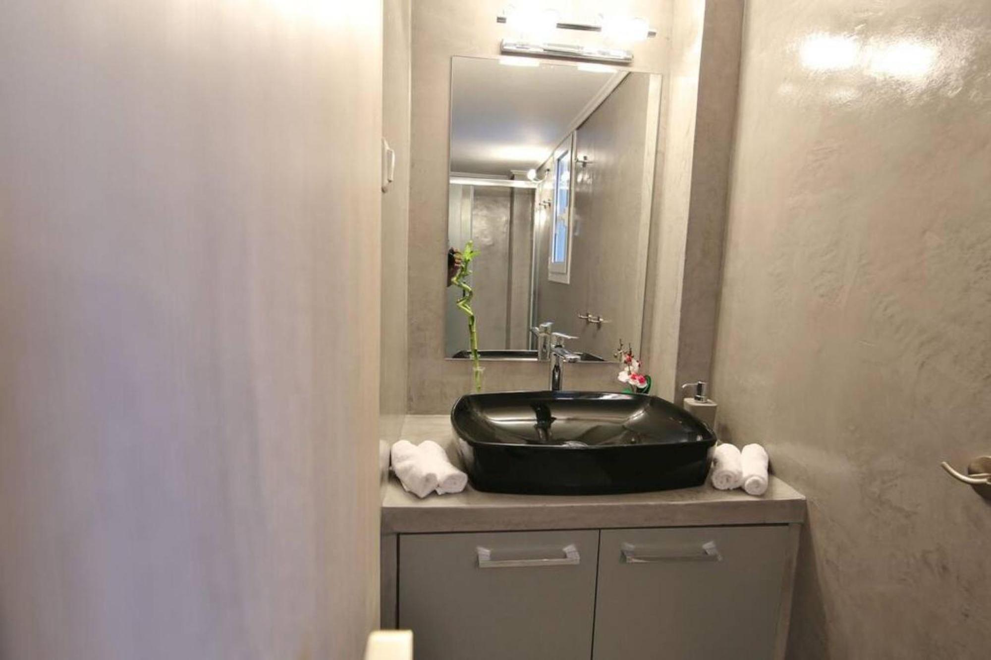 شقة Penthouse Lux Flat With 2 Bd Next To Larissis أثينا المظهر الخارجي الصورة